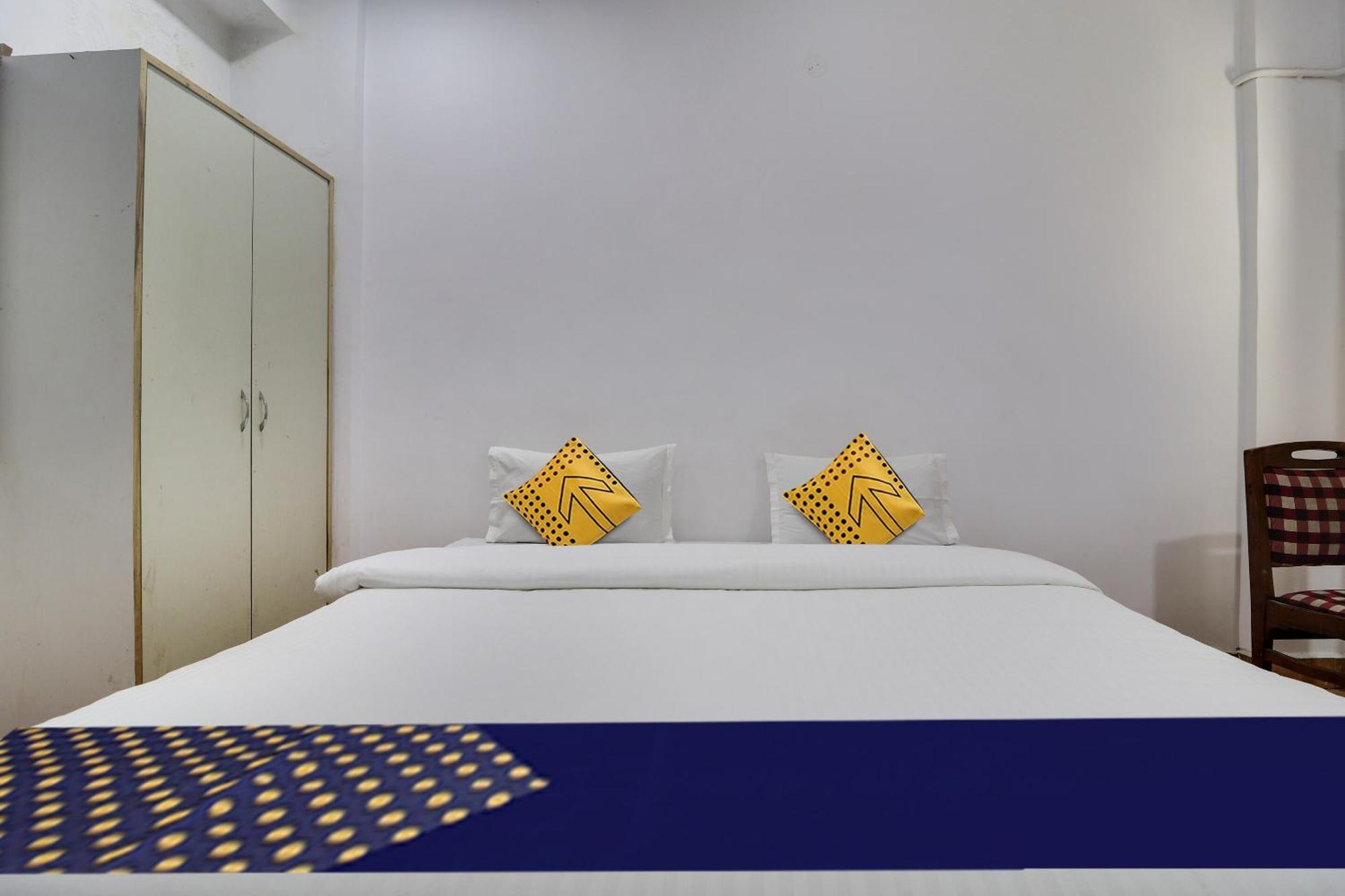 Spot On Apsara Hotel Hyderabad Exterior foto