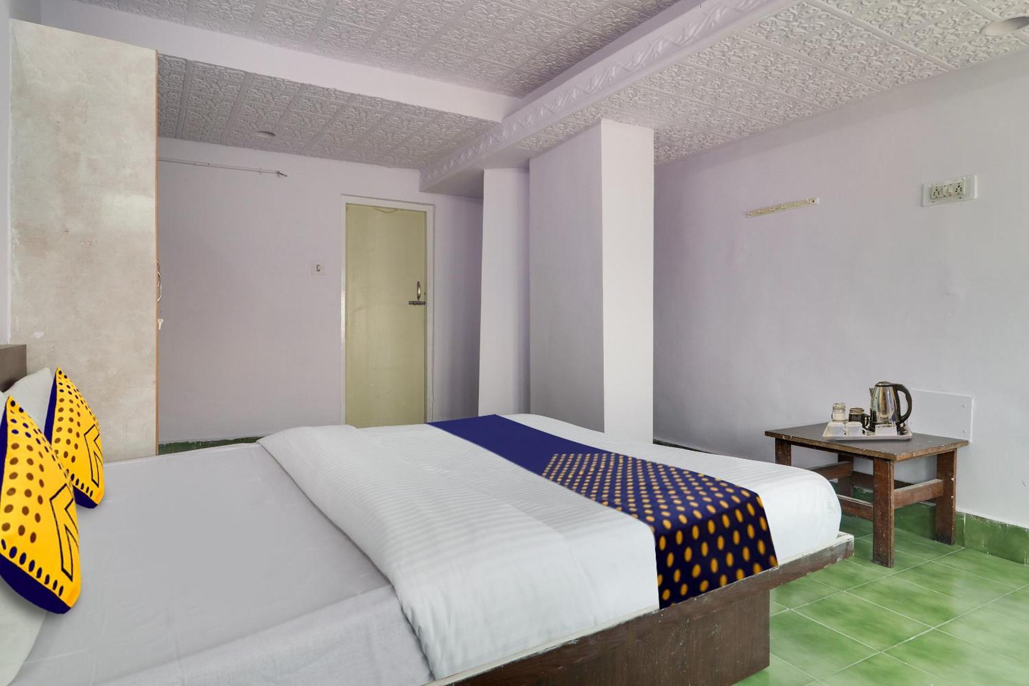 Spot On Apsara Hotel Hyderabad Exterior foto